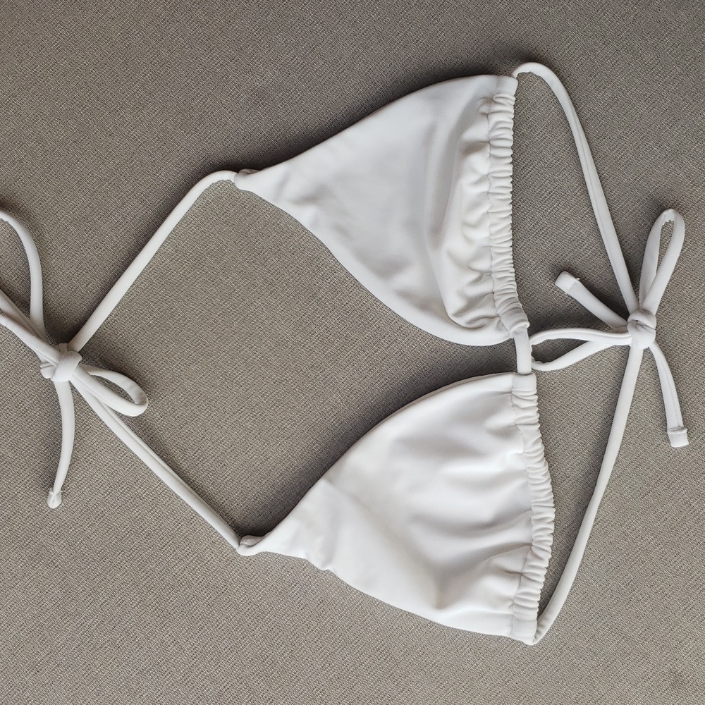 Classic String Bikini - image 4